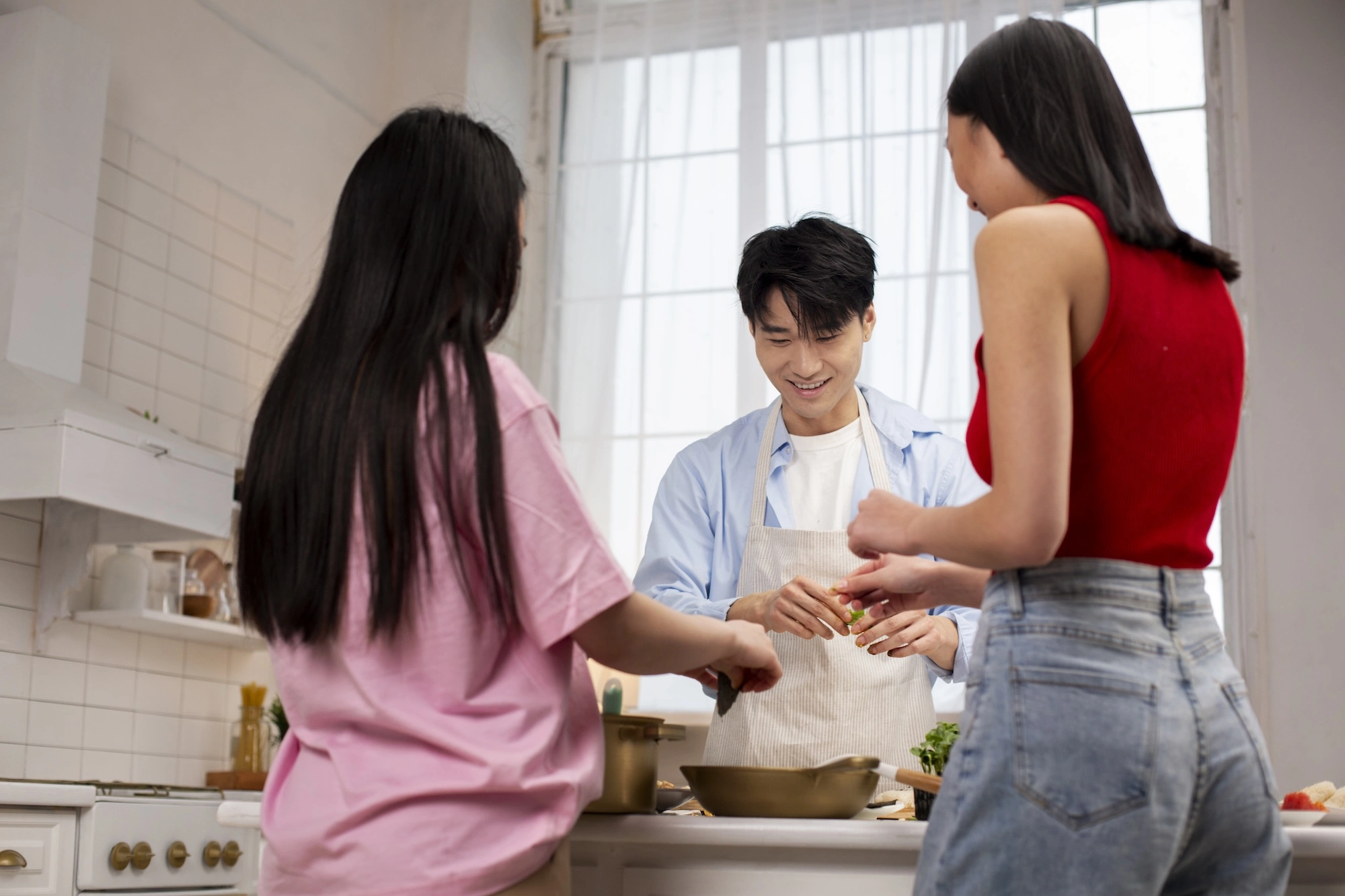 myanmar maid indonesian maid cooking with employer couple maid agency in singapore