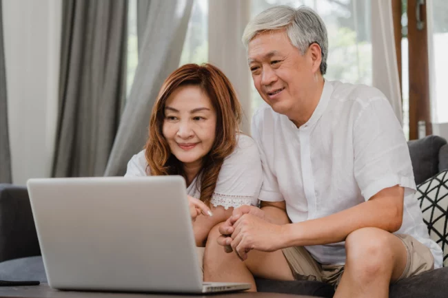 Singapore Elderly Couple Searching Maid Agency Online For Myanmar Maid or Indonesian Maid